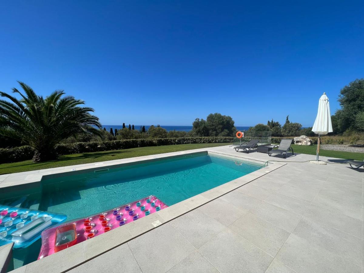 Avithos Blue Villas Svoronata Exteriör bild