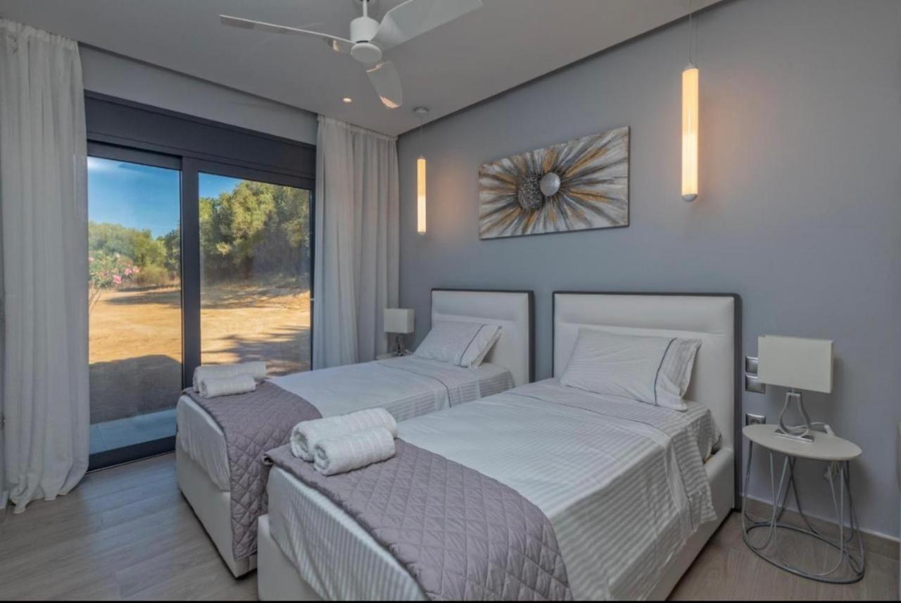 Avithos Blue Villas Svoronata Exteriör bild